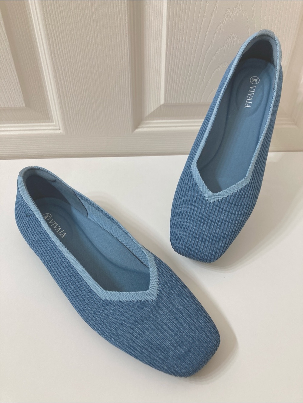 Vivaia Margot 2.0 Denim Blue Square Toe V Cut Washable Knit Flats 8.5 EU 39.5